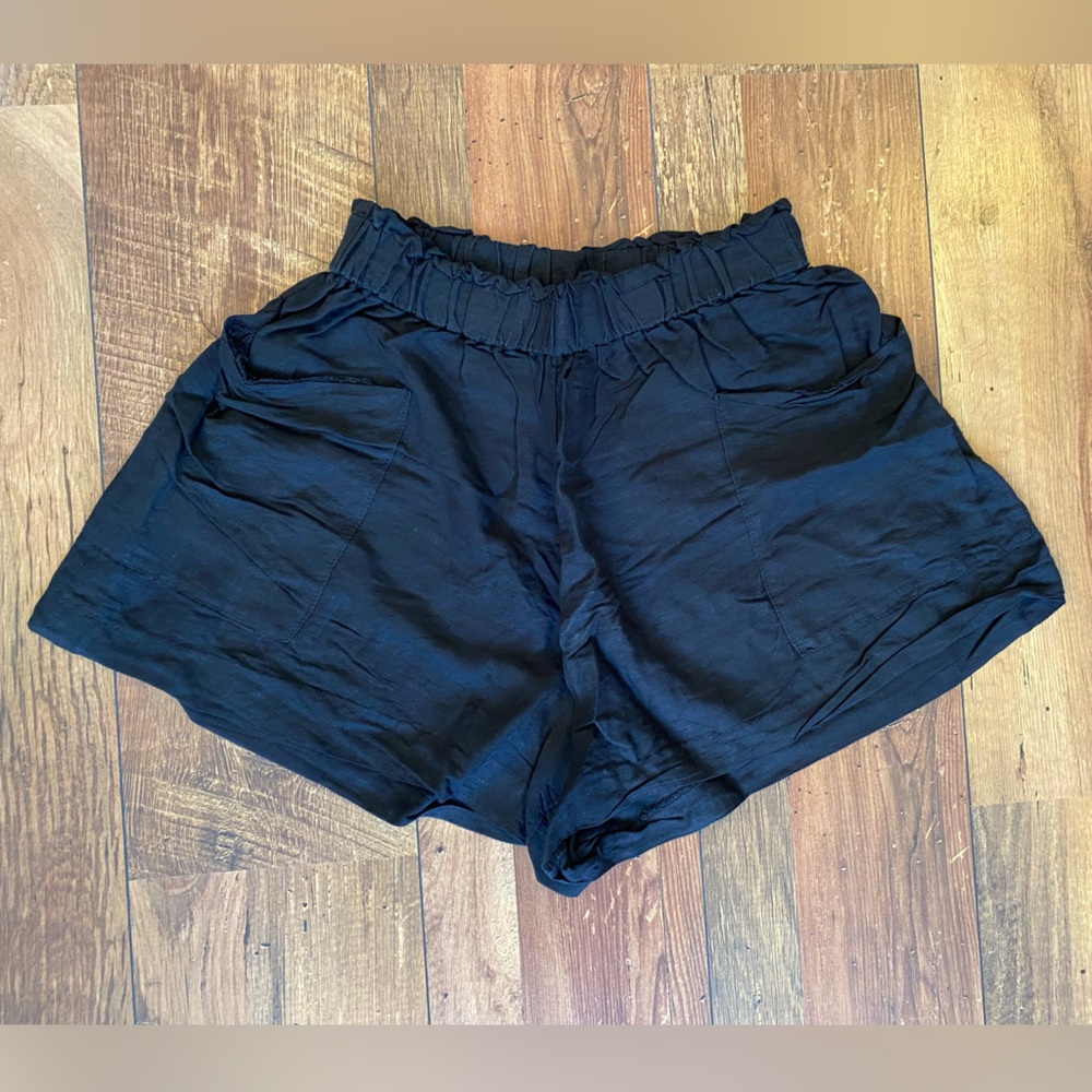 H&M Black Linen Shorts/Skort